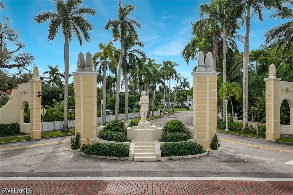 1755 Oakley Avenue Fort Myers FL 33901