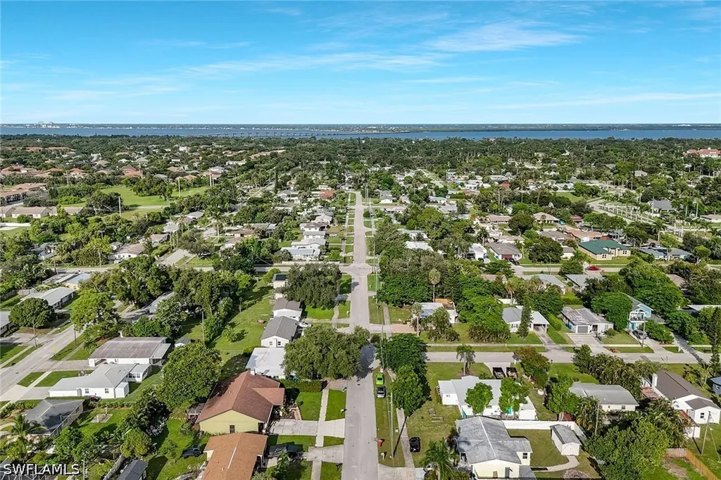 1755 Oakley Avenue Fort Myers FL 33901
