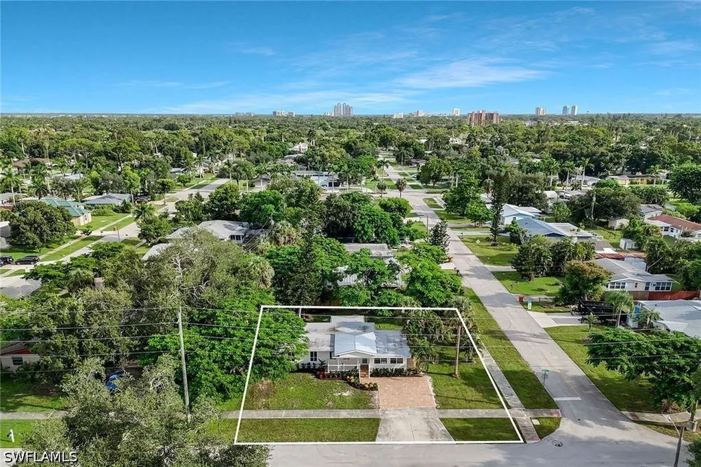 1755 Oakley Avenue Fort Myers FL 33901