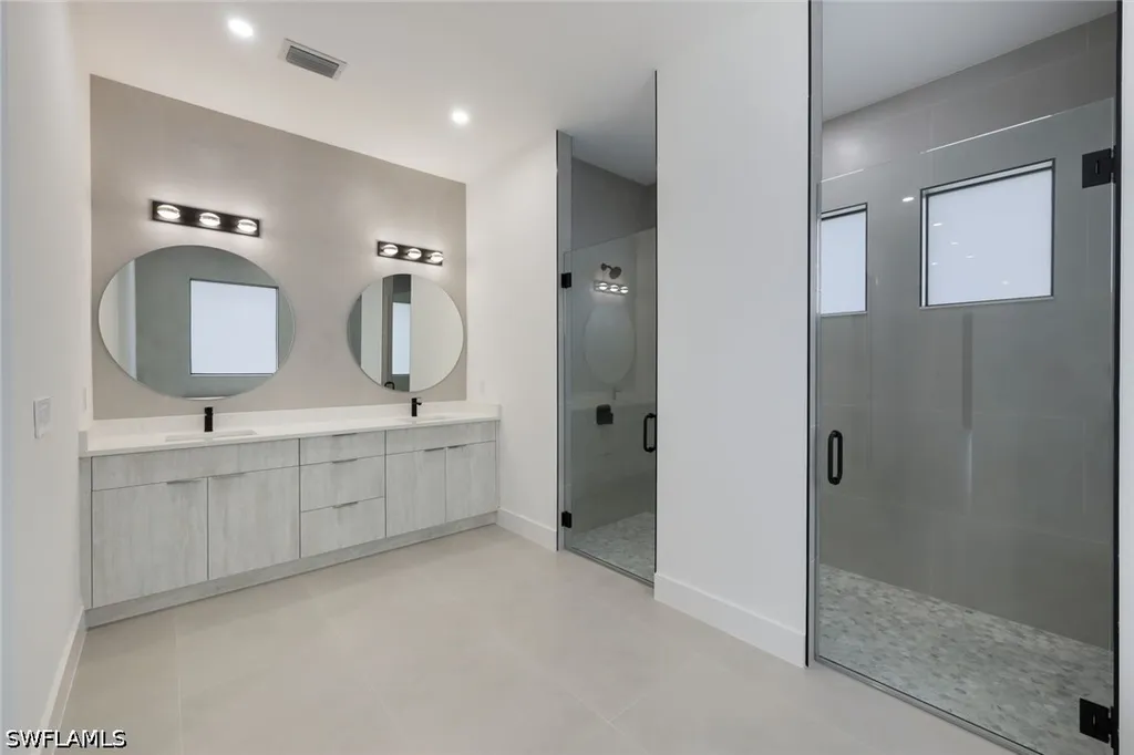 2806 Golden Gate Boulevard W Naples FL 34120