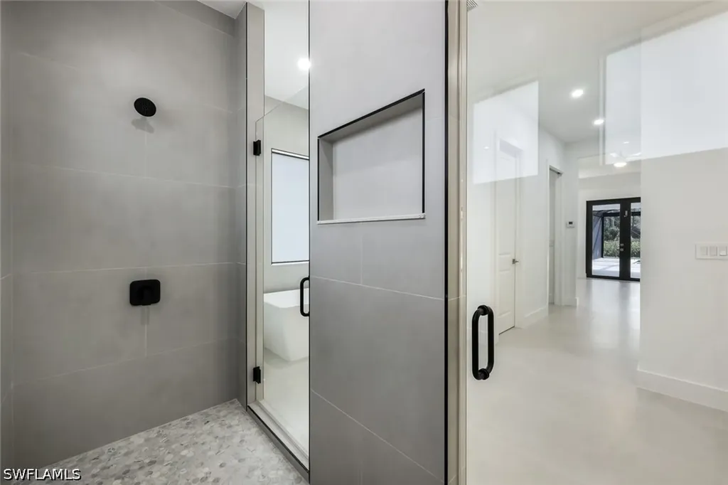 2806 Golden Gate Boulevard W Naples FL 34120