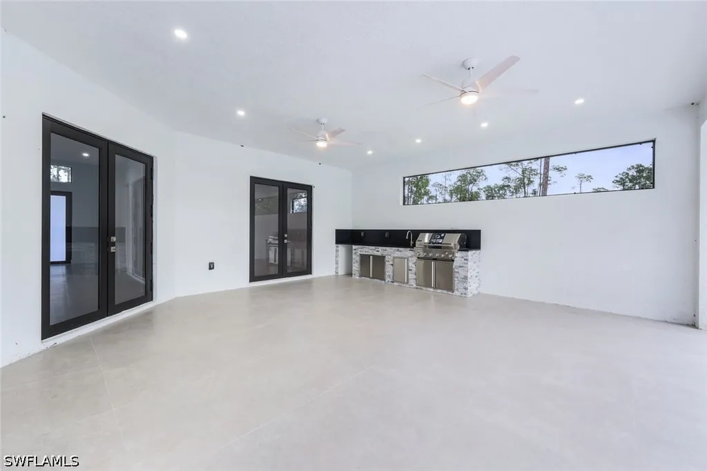 2806 Golden Gate Boulevard W Naples FL 34120
