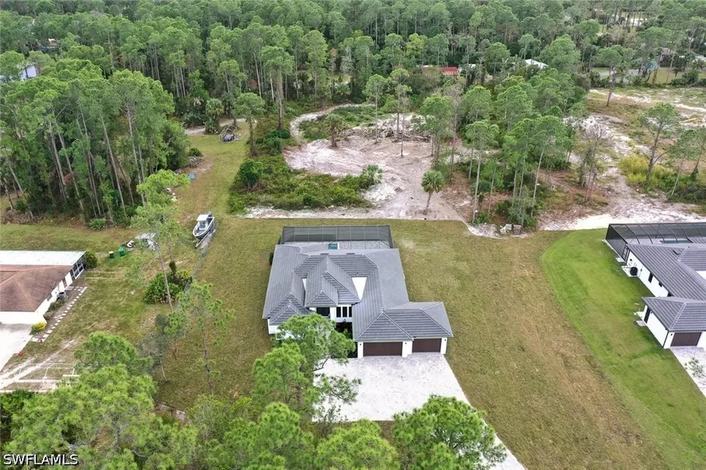 2806 Golden Gate Boulevard W Naples FL 34120