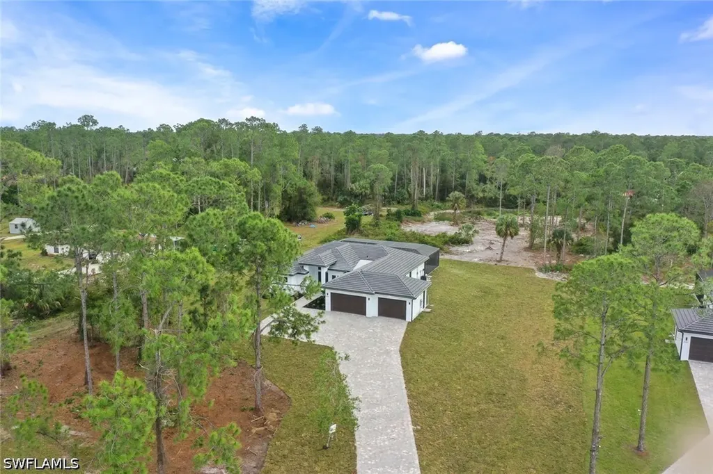 2806 Golden Gate Boulevard W Naples FL 34120