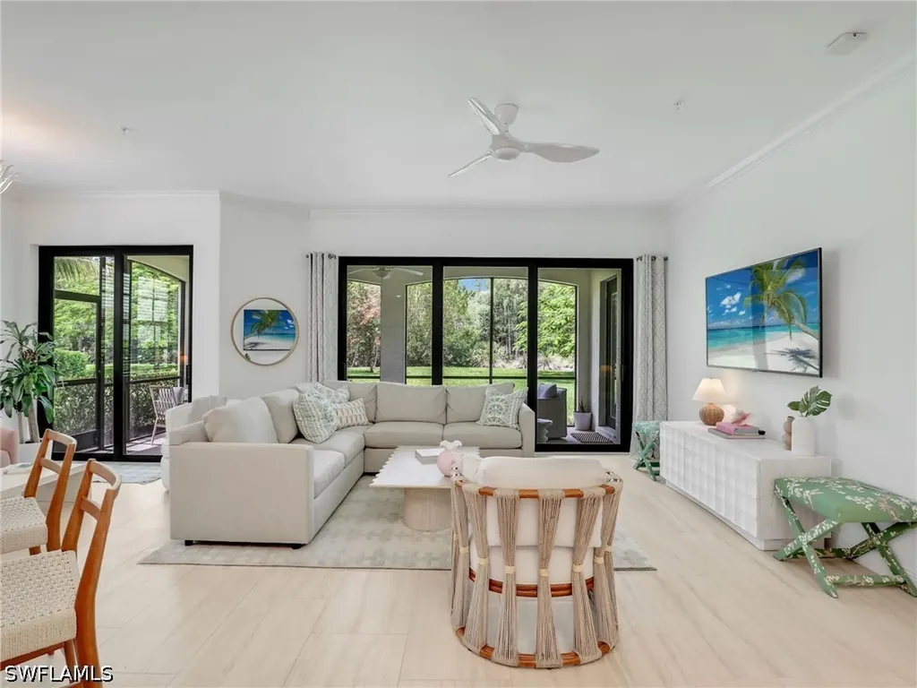 16356 Viansa Way Naples FL 34110