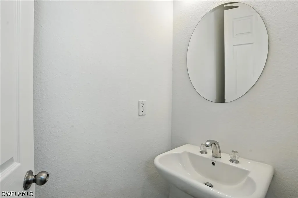 3933 18th Street W Lehigh Acres FL 33971