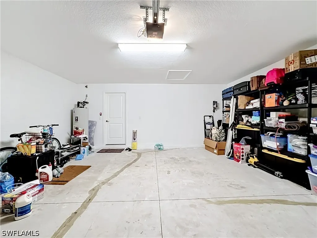 2558 Vine Avenue Naples FL 34120