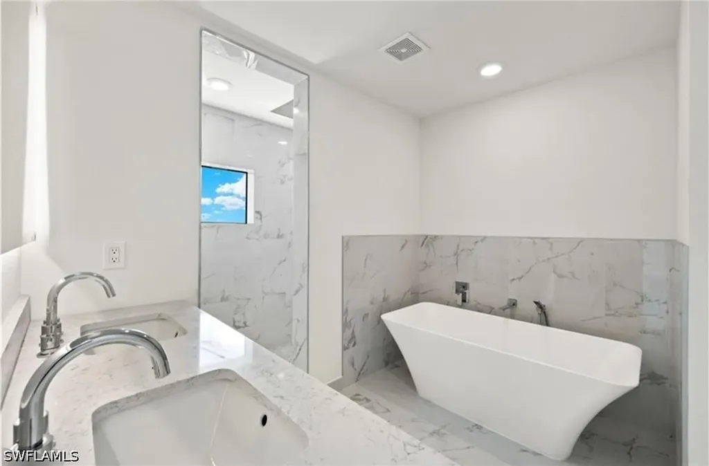 3505 NW 44th Place Cape Coral FL 33993
