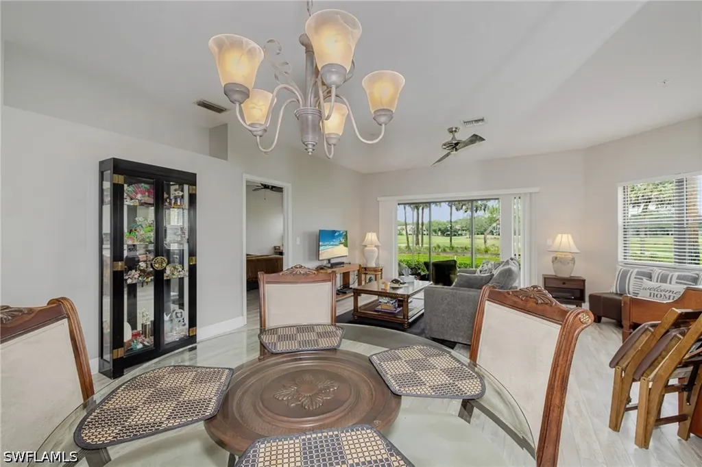 200 Vintage Circle Naples FL 34119
