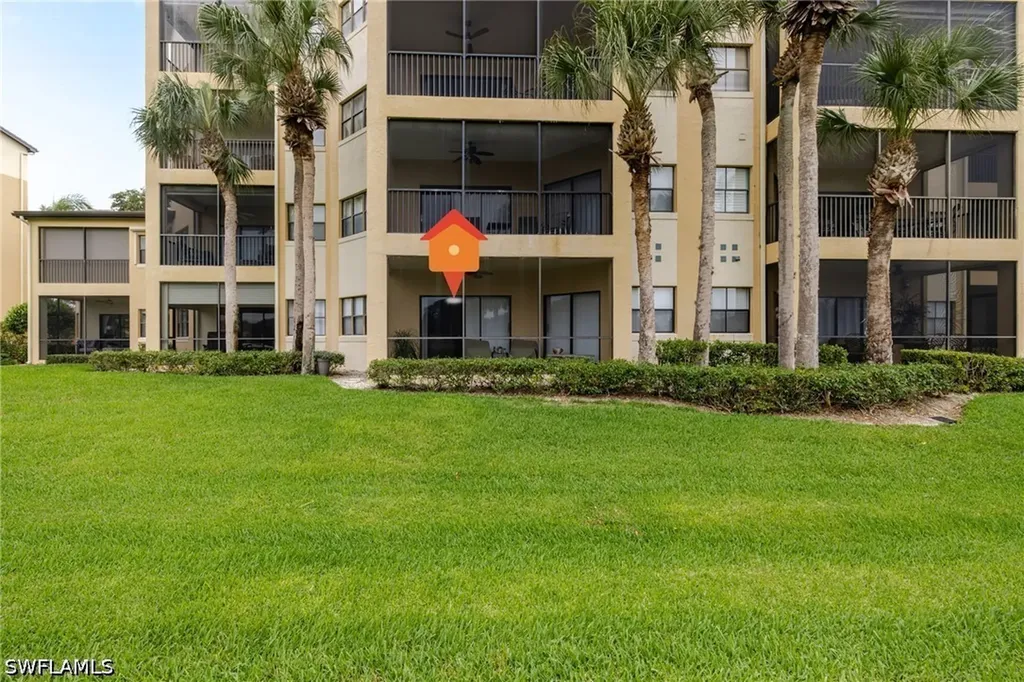 200 Vintage Circle Naples FL 34119