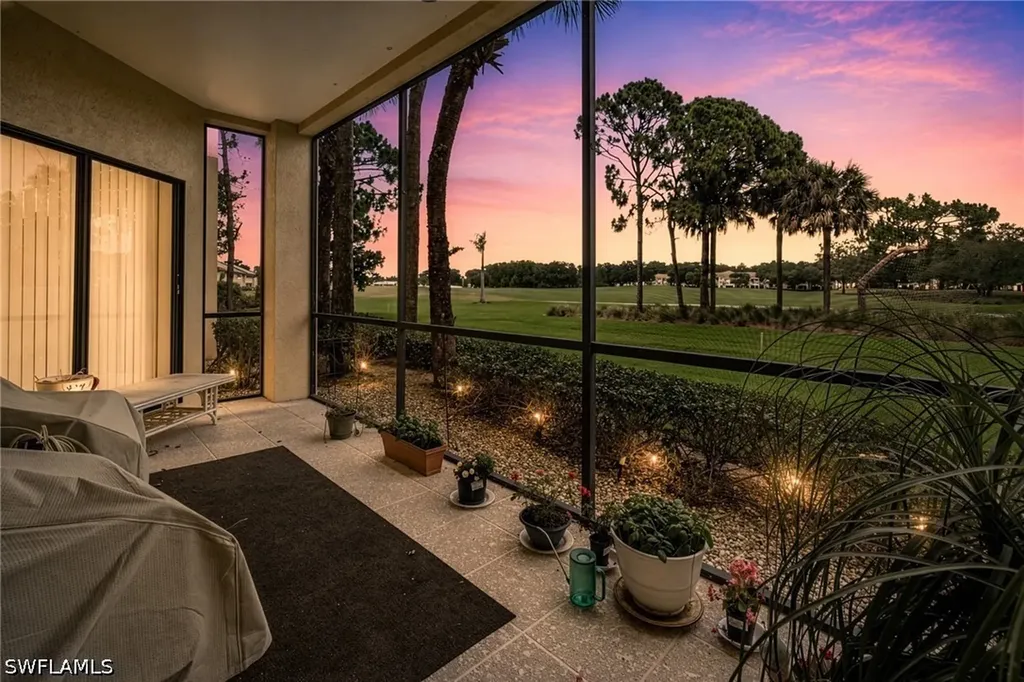 200 Vintage Circle Naples FL 34119