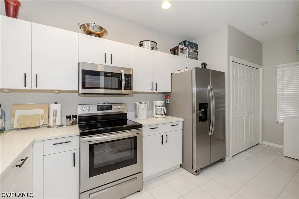 200 Vintage Circle Naples FL 34119