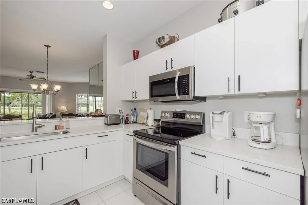 200 Vintage Circle Naples FL 34119
