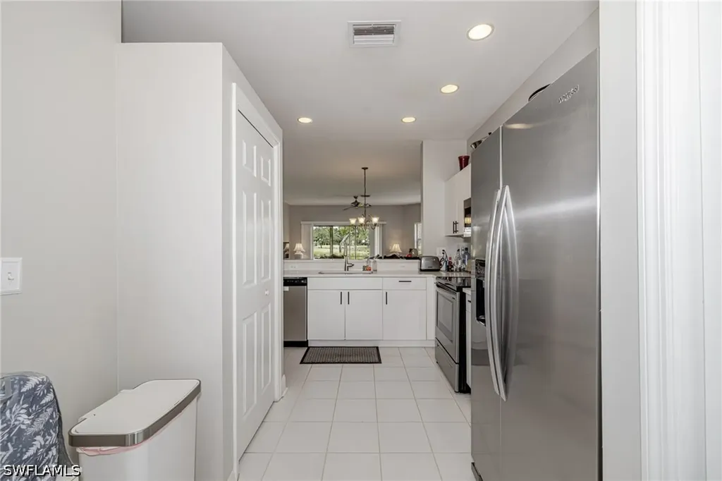 200 Vintage Circle Naples FL 34119