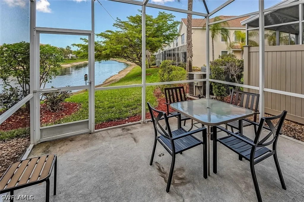 1080 Hampton Circle Naples FL 34105
