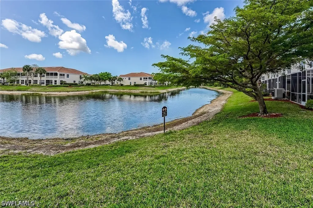 1080 Hampton Circle Naples FL 34105