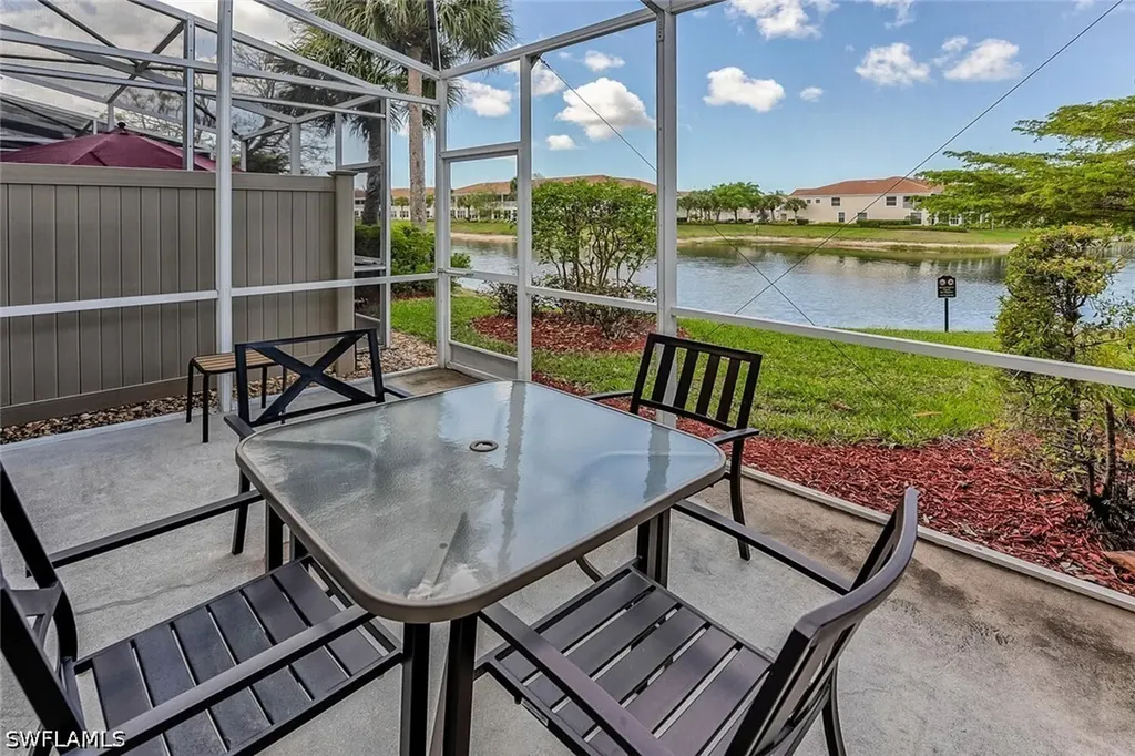 1080 Hampton Circle Naples FL 34105