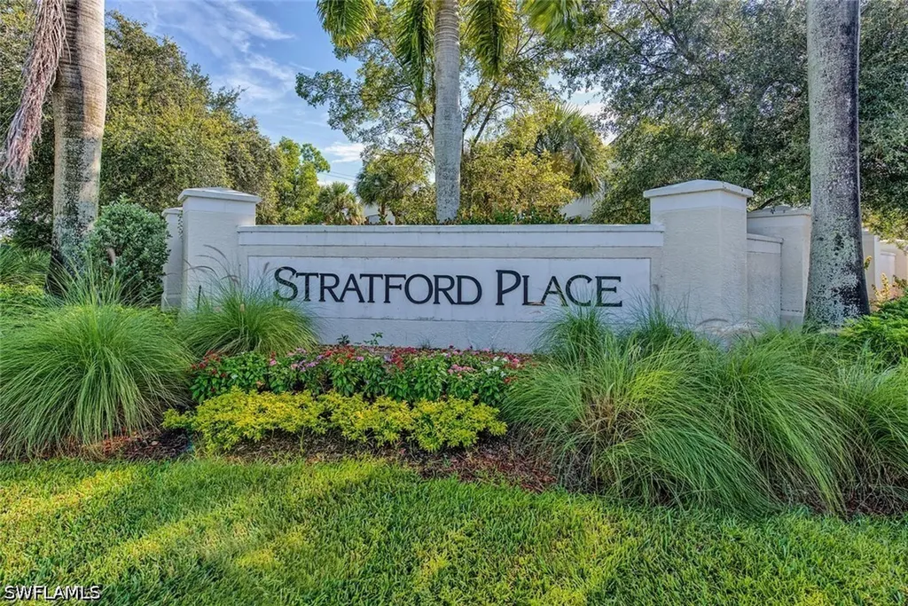 1080 Hampton Circle Naples FL 34105