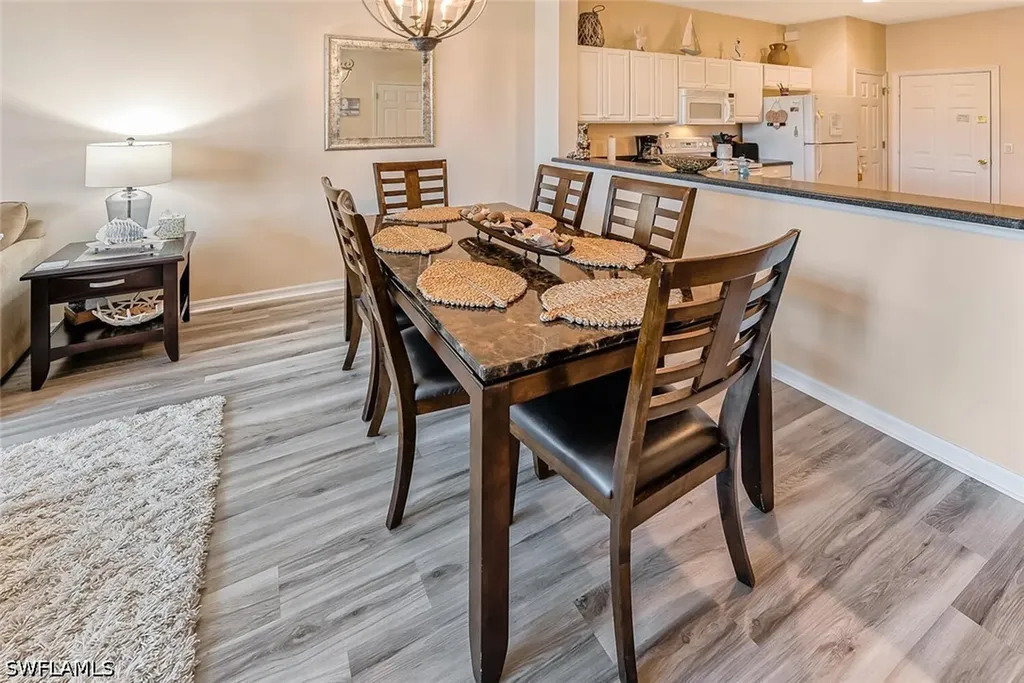1080 Hampton Circle Naples FL 34105