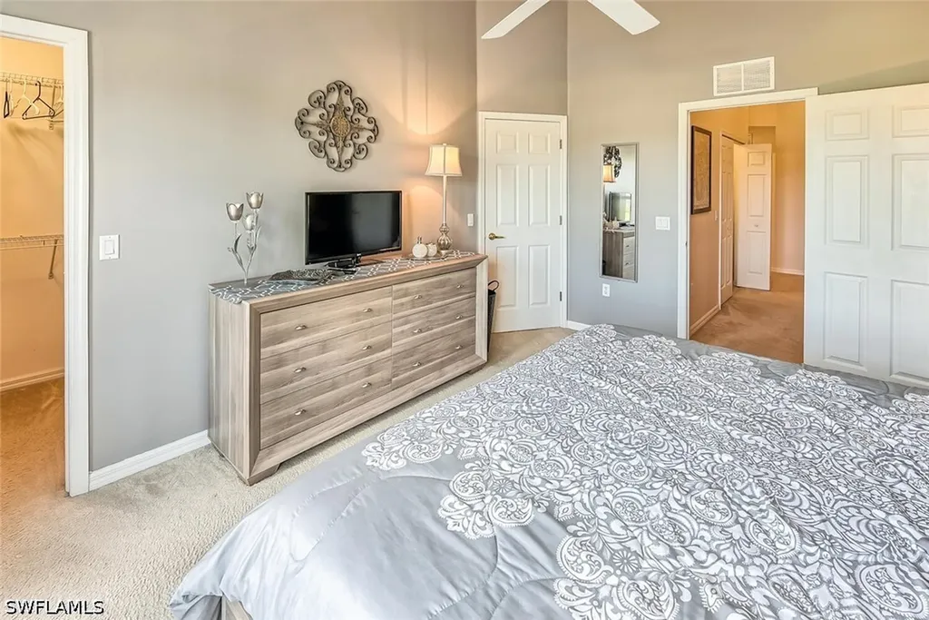 1080 Hampton Circle Naples FL 34105