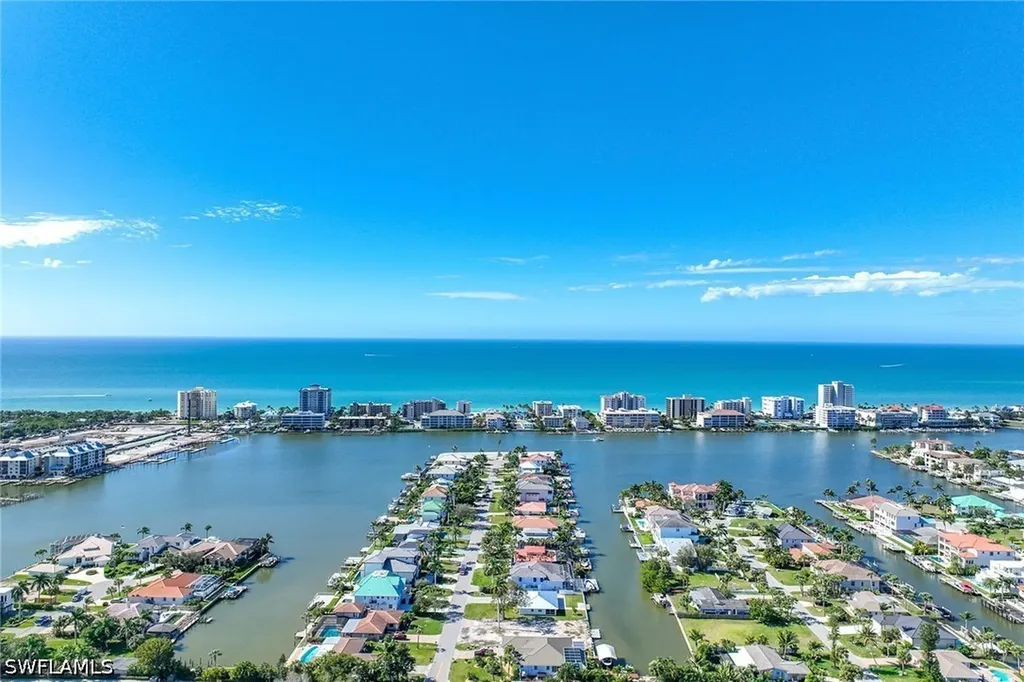547 101st Avenue N Naples FL 34108