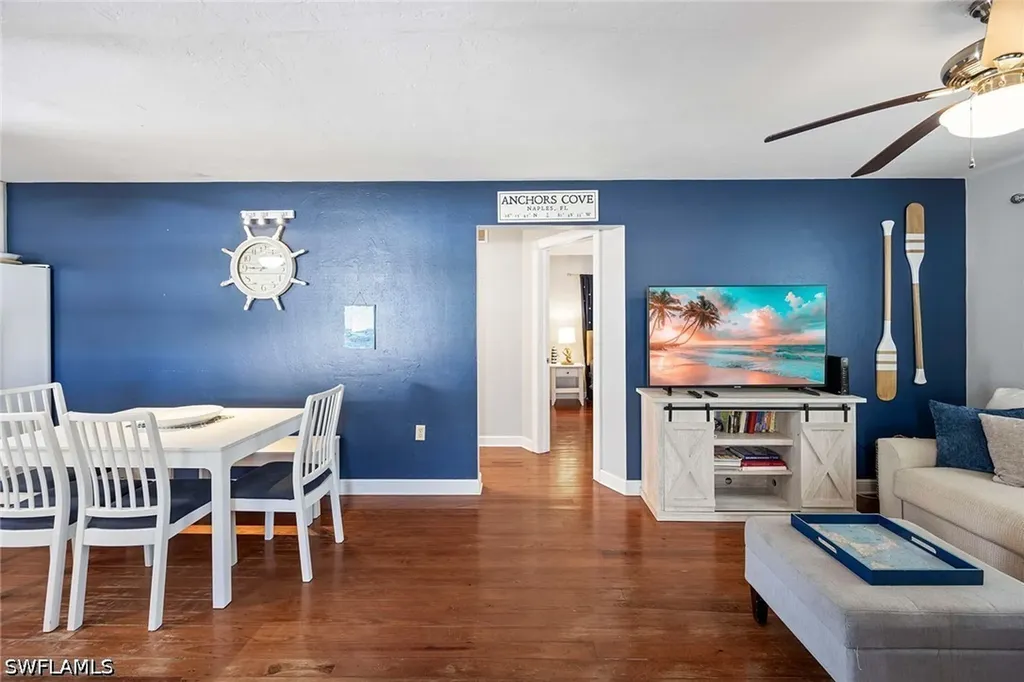 547 101st Avenue N Naples FL 34108