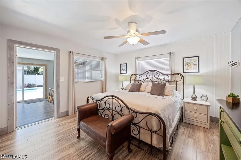 668 94th Avenue N Naples FL 34108