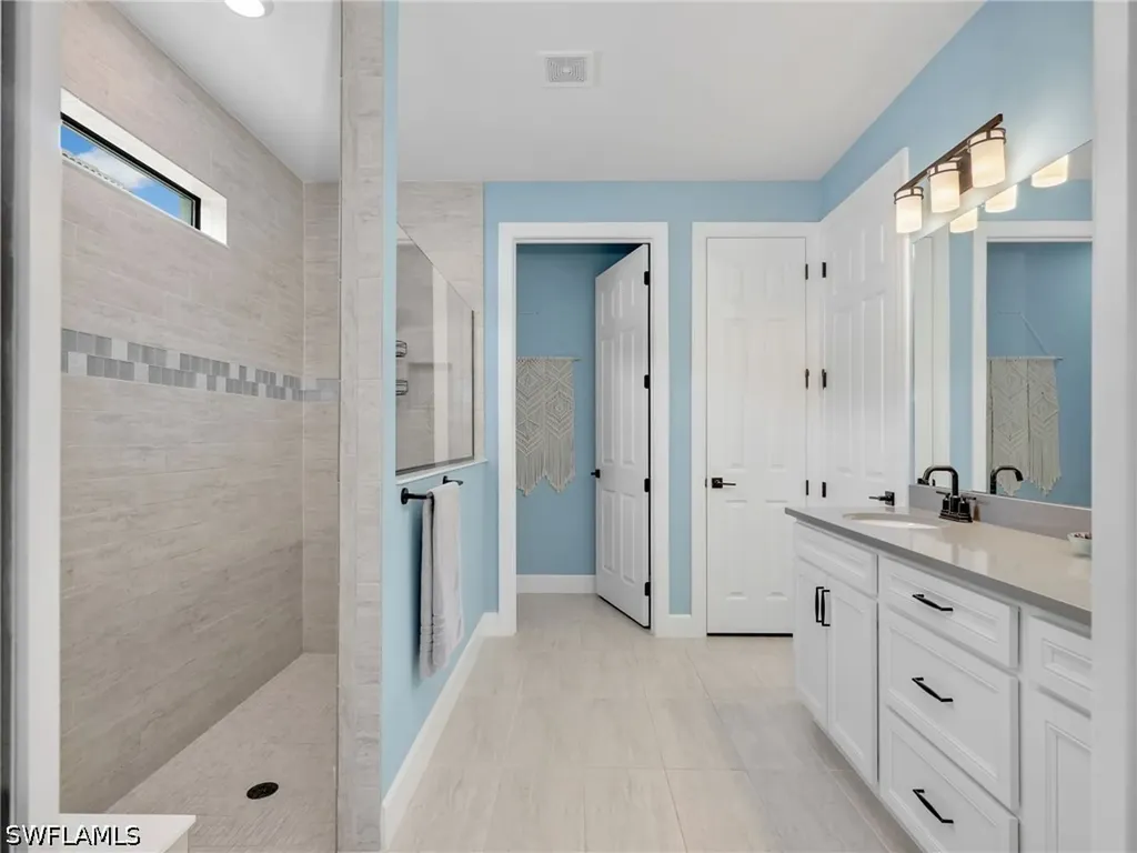 9487 Greyhawk Trail Naples FL 34120
