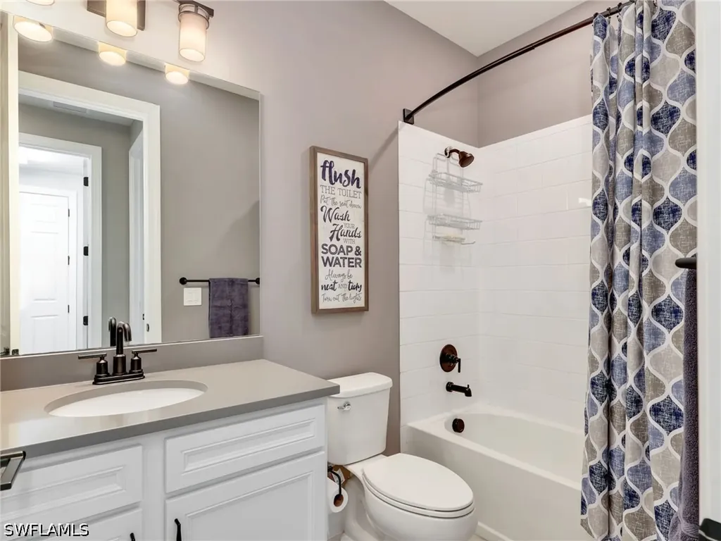 9487 Greyhawk Trail Naples FL 34120