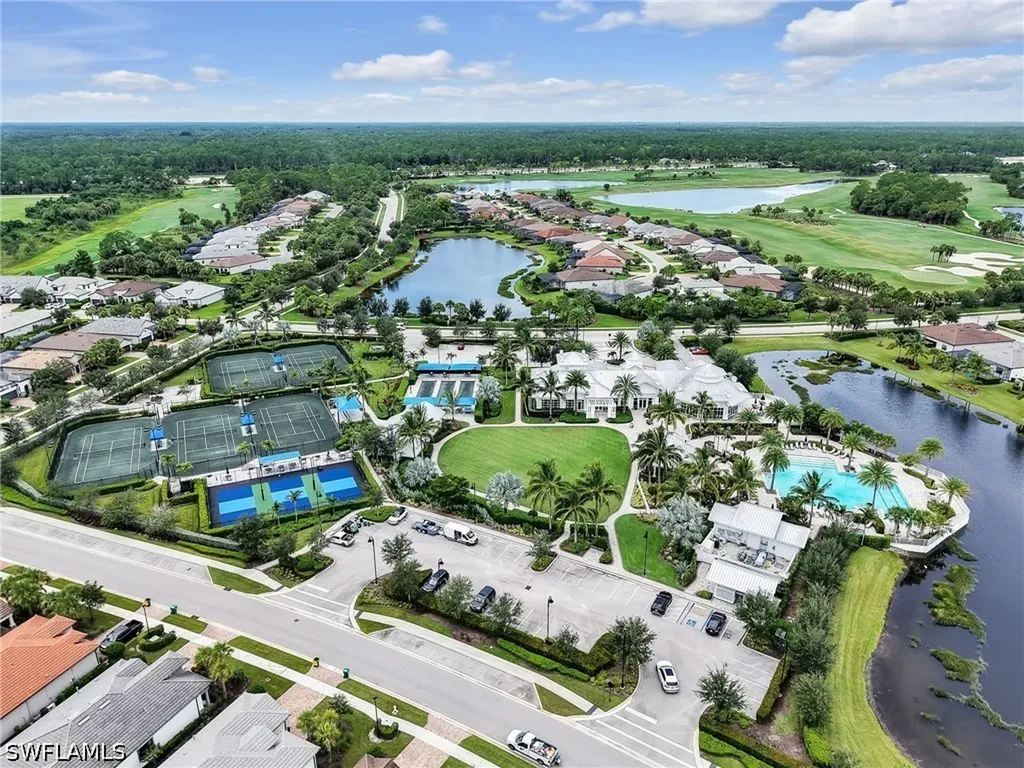 9487 Greyhawk Trail Naples FL 34120