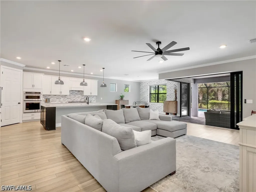 9487 Greyhawk Trail Naples FL 34120