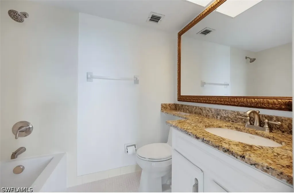 37 High Point Circle E Naples FL 34103