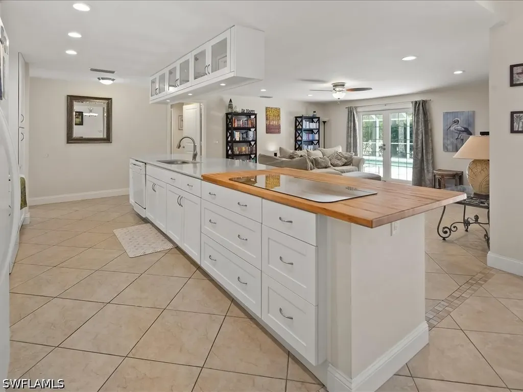 25401 Carney Circle Bonita Springs FL 34135