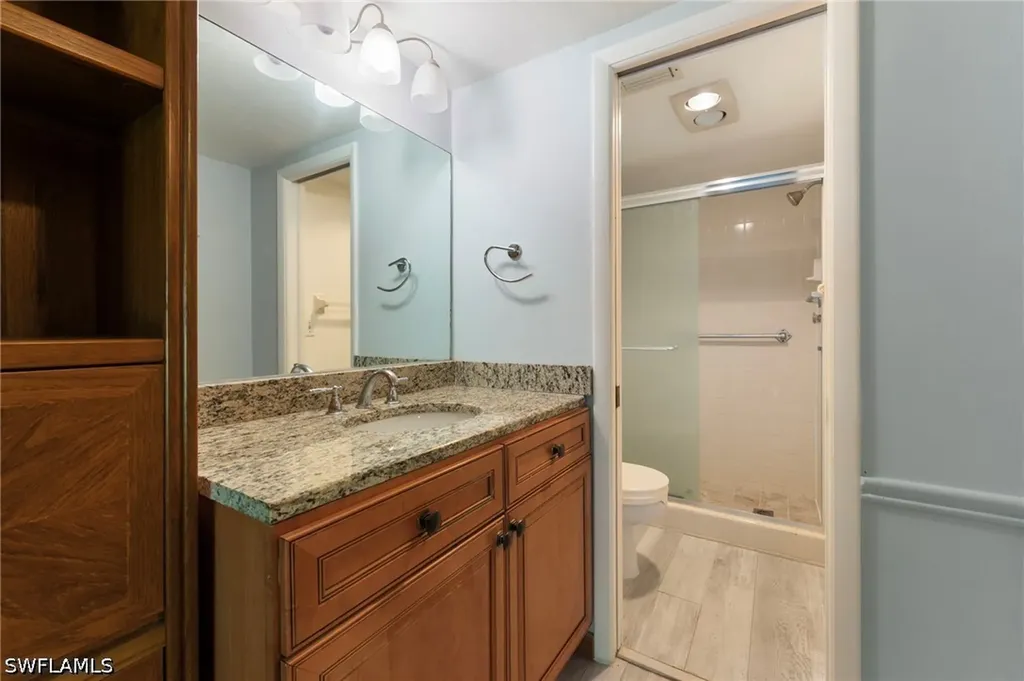 1820 Kings Lake Boulevard Naples FL 34112