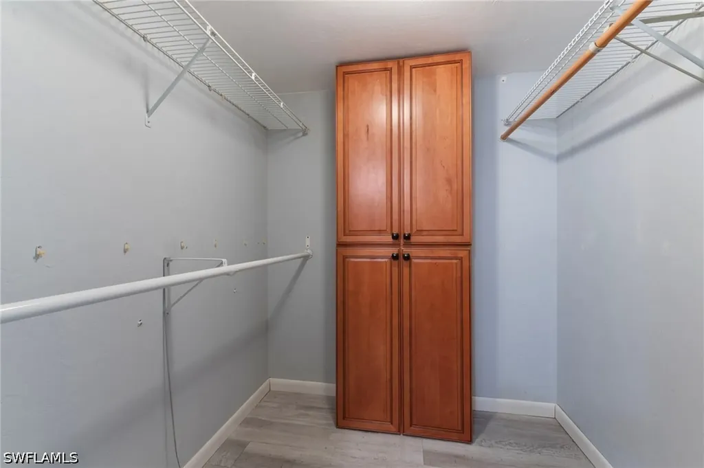 1820 Kings Lake Boulevard Naples FL 34112