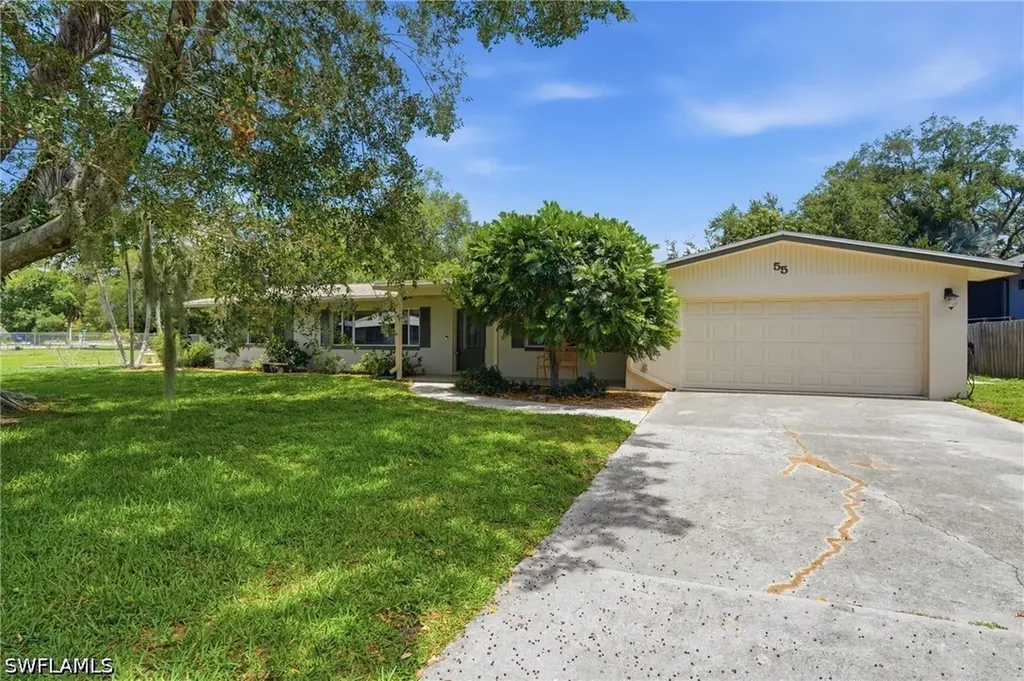 55 Aqua Lane North Fort Myers FL 33903