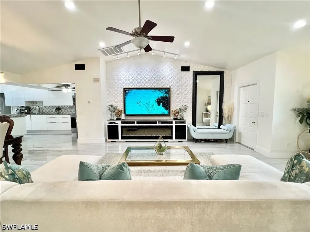2499 River Reach Drive Naples FL 34104