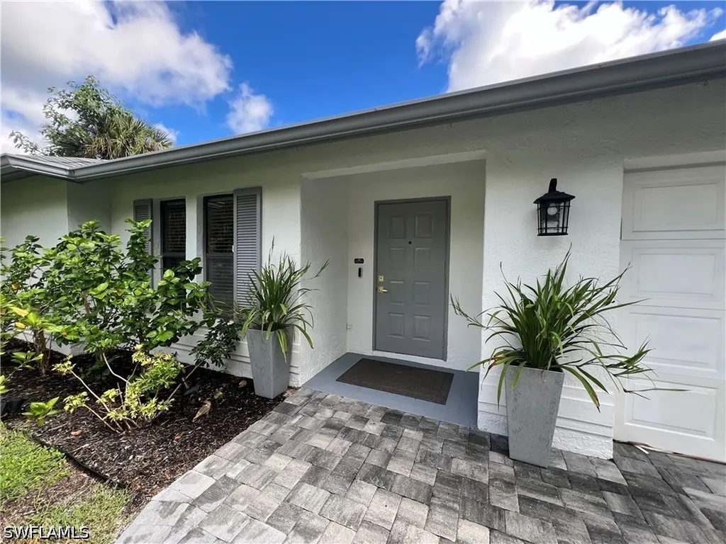 2499 River Reach Drive Naples FL 34104