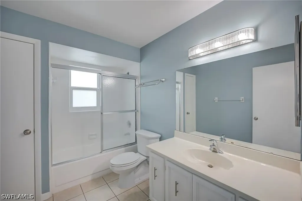 3374 N Key Drive North Fort Myers FL 33903