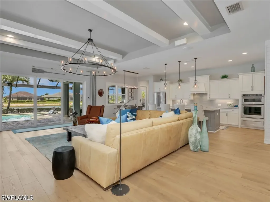 14372 Neptune Avenue Naples FL 34114