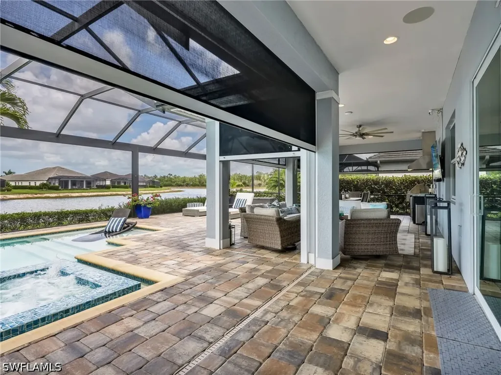 14372 Neptune Avenue Naples FL 34114
