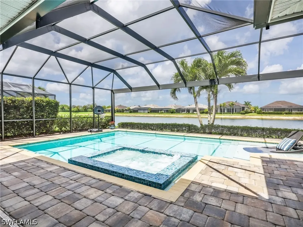 14372 Neptune Avenue Naples FL 34114