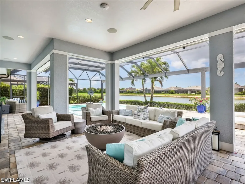 14372 Neptune Avenue Naples FL 34114