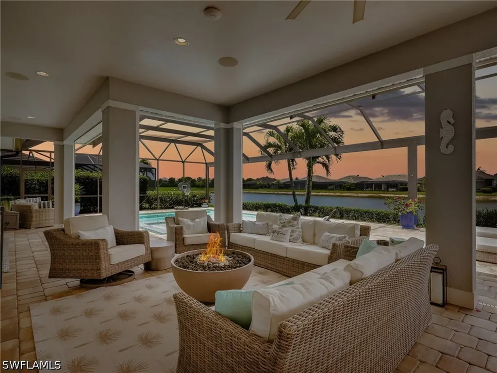 14372 Neptune Avenue Naples FL 34114