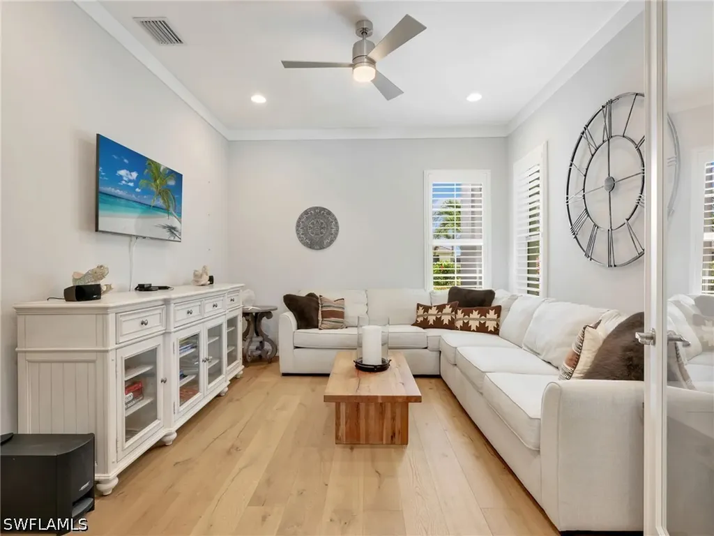 14372 Neptune Avenue Naples FL 34114