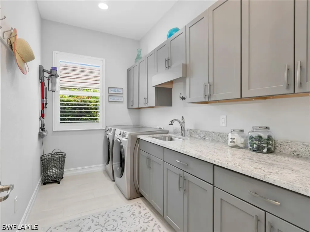 14372 Neptune Avenue Naples FL 34114