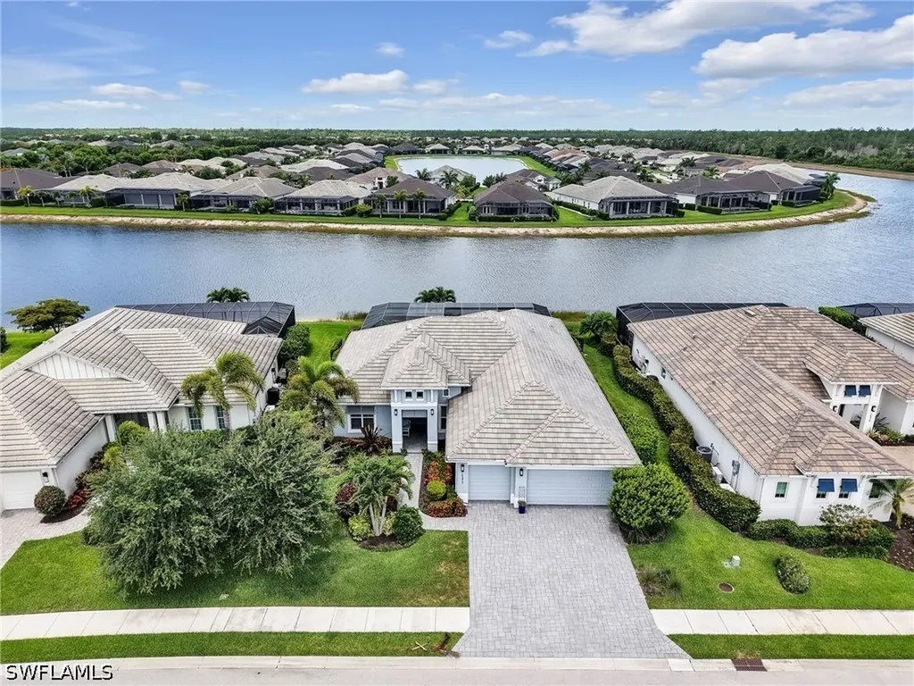 14372 Neptune Avenue Naples FL 34114