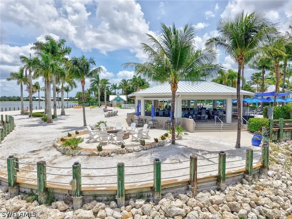 14372 Neptune Avenue Naples FL 34114