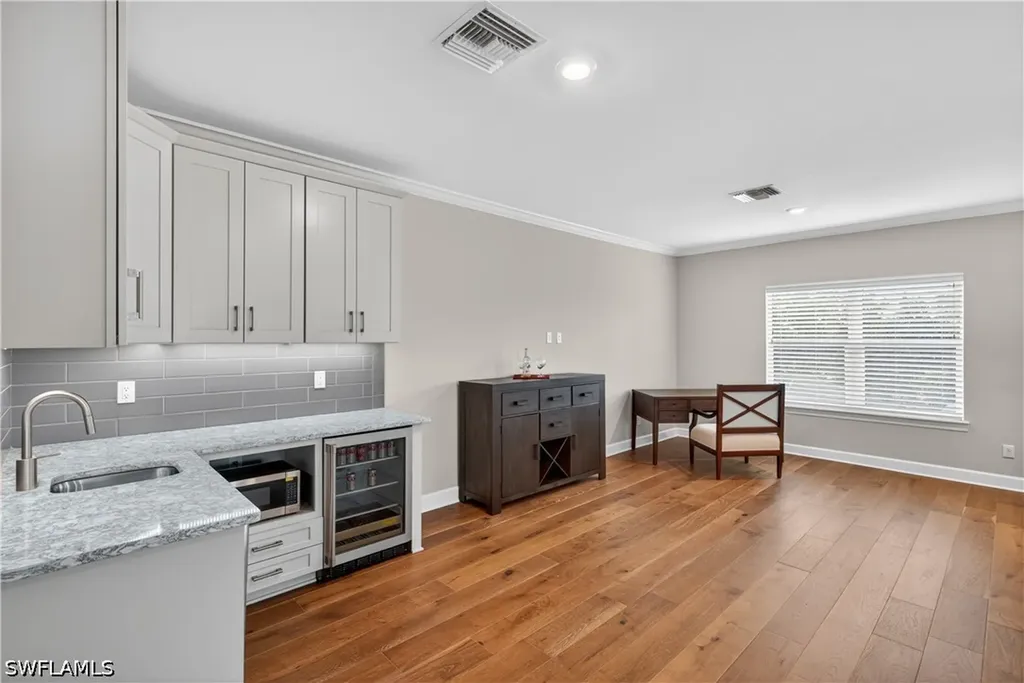 8709 Cavano Street Naples FL 34119