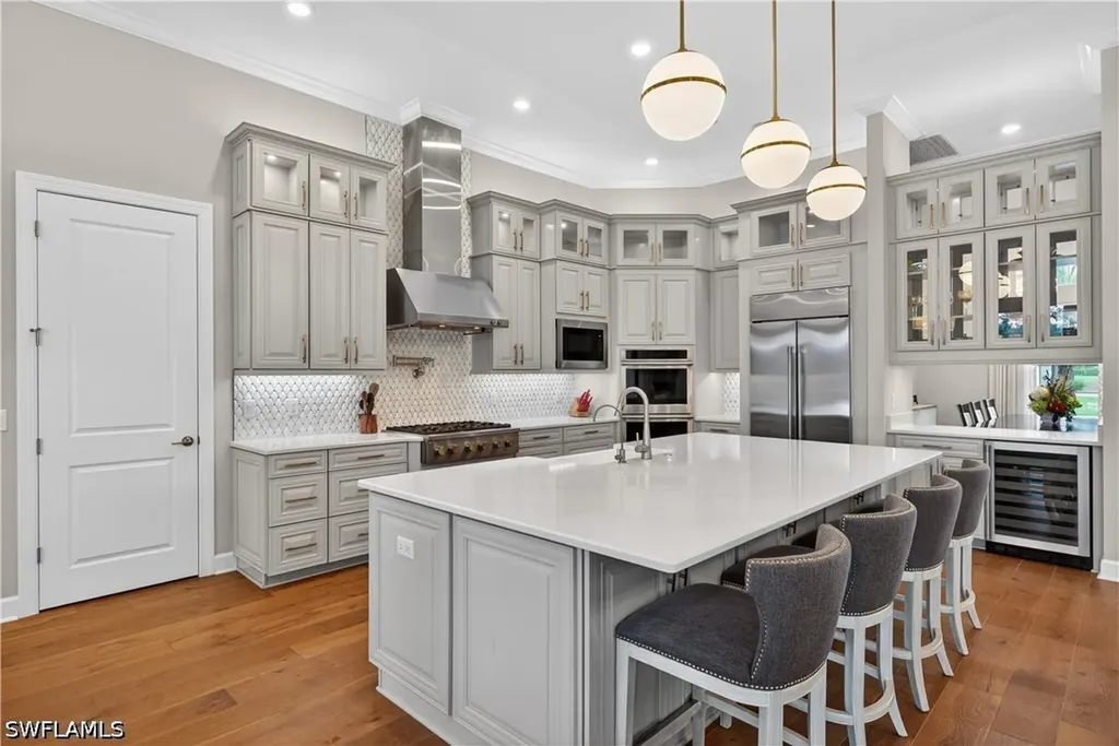 8709 Cavano Street Naples FL 34119